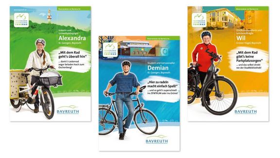 Verschiedene Plakate einer Fahrrad-Kampagne 
